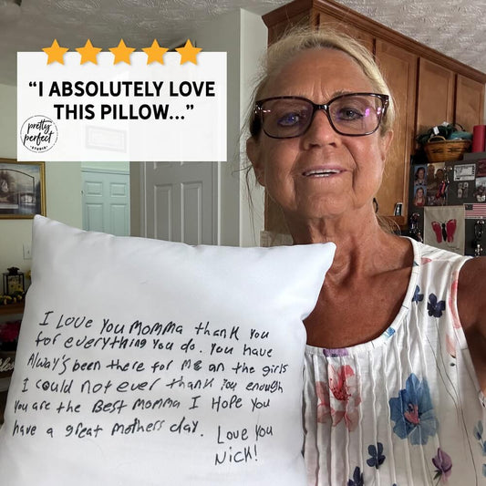 Personalized mom pillow with custom handwritten message, heartfelt gift from son or daughter, soft white cushion with sentimental text for Mother’s Day or special occasions