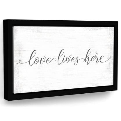 Love Lives Here Sign - Pretty Perfect Studio